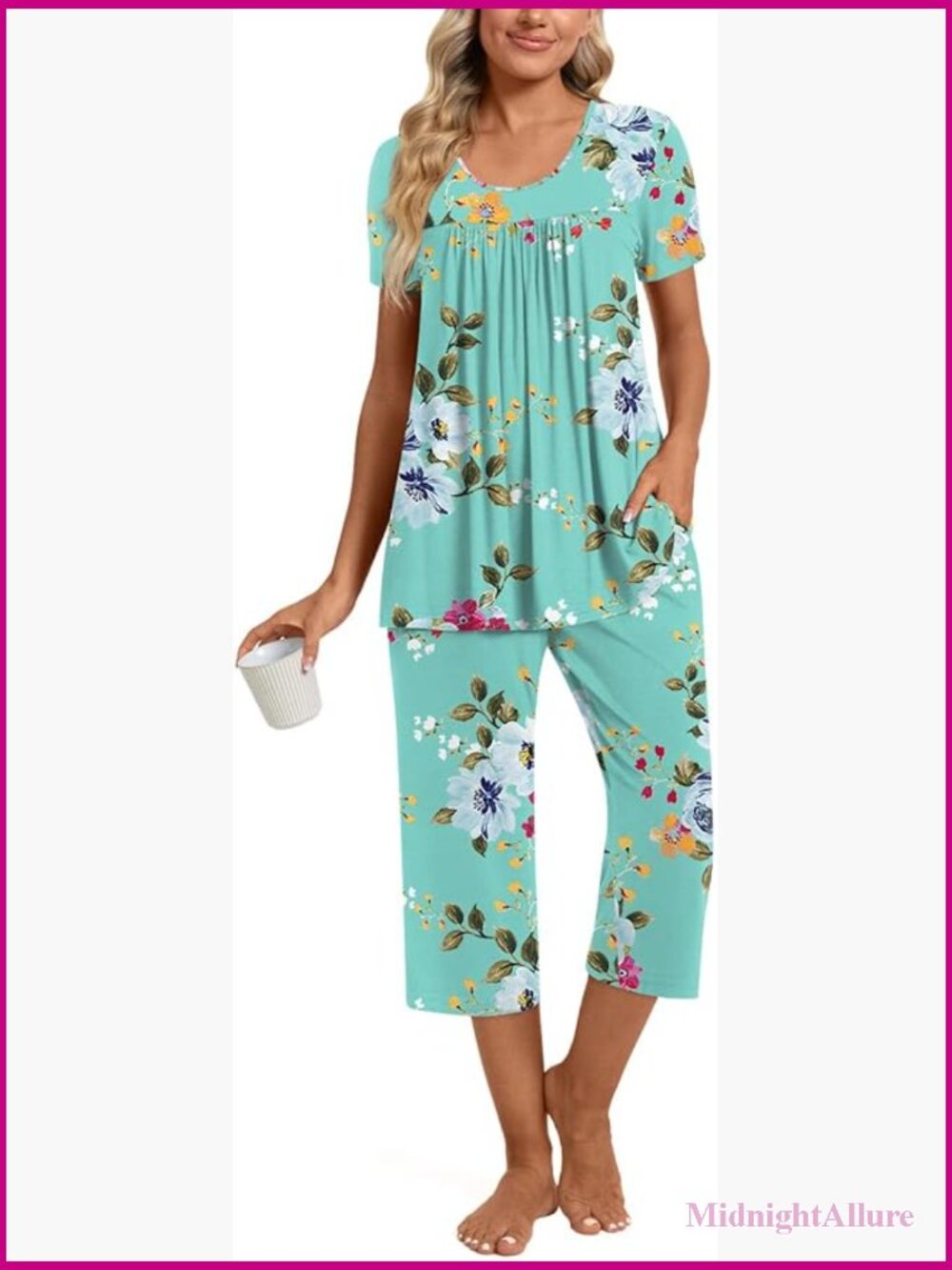Women's Casual Pajama Set Short Sleeve Capri Pants with Pockets